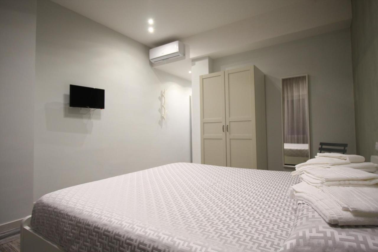 Recia Room Napels Buitenkant foto