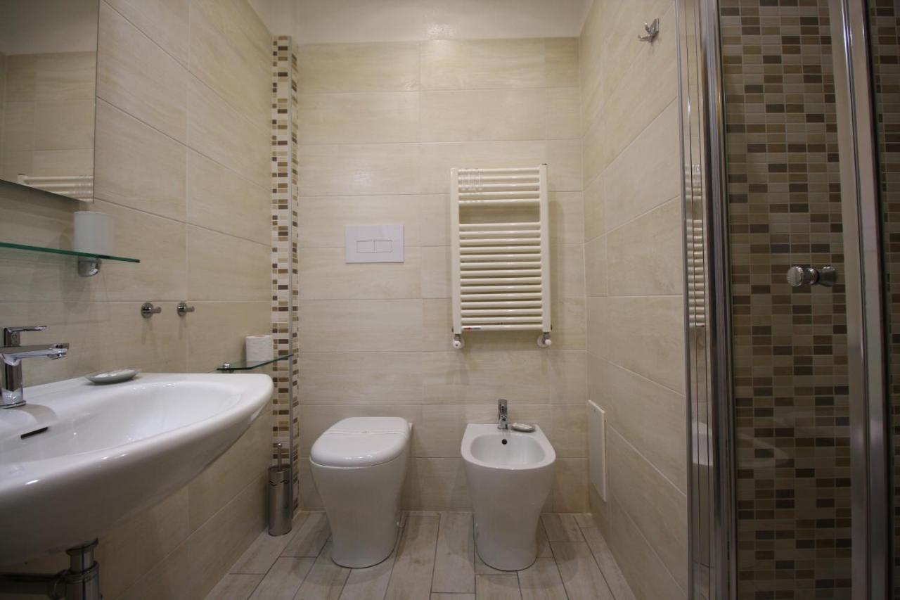 Recia Room Napels Buitenkant foto