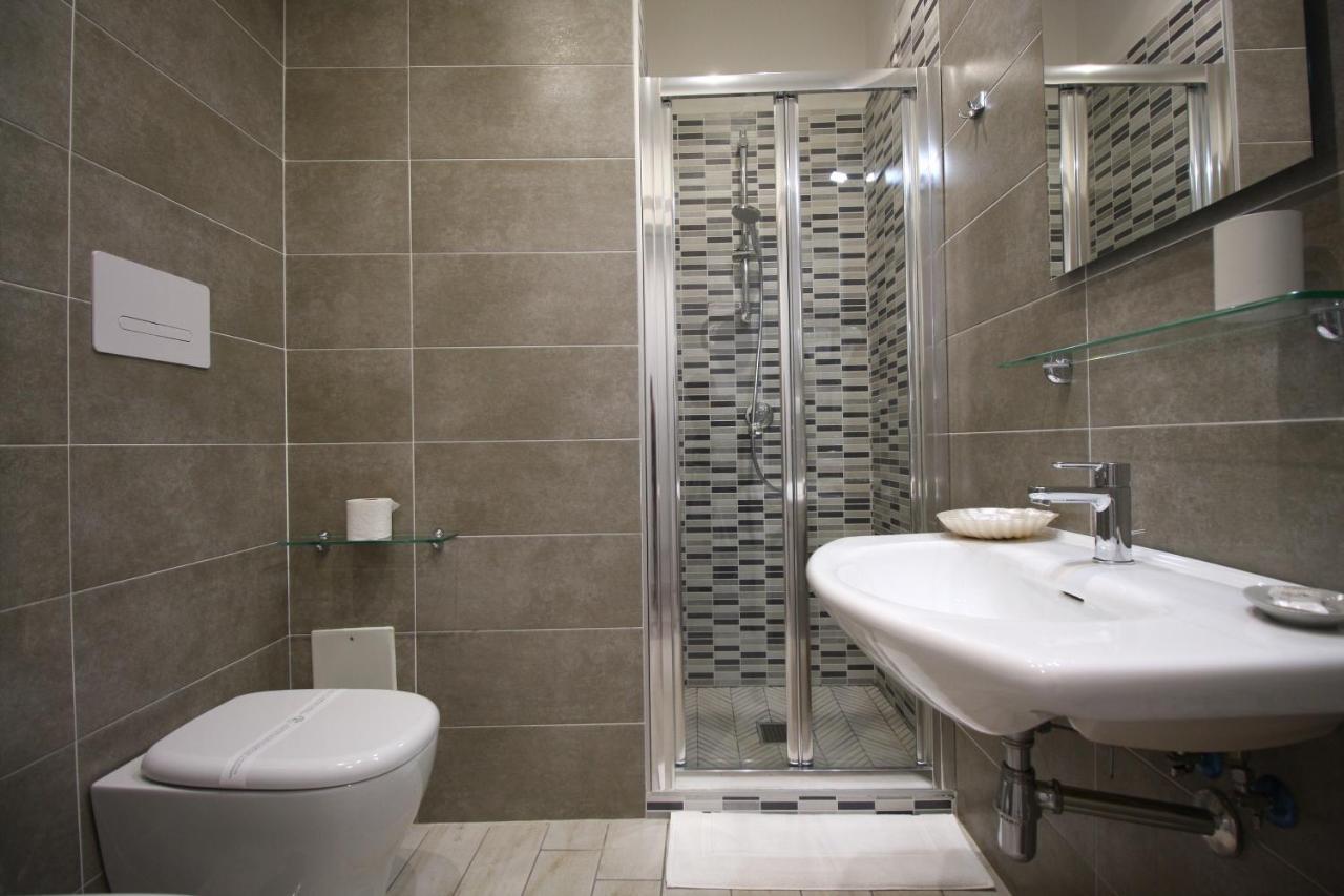 Recia Room Napels Buitenkant foto